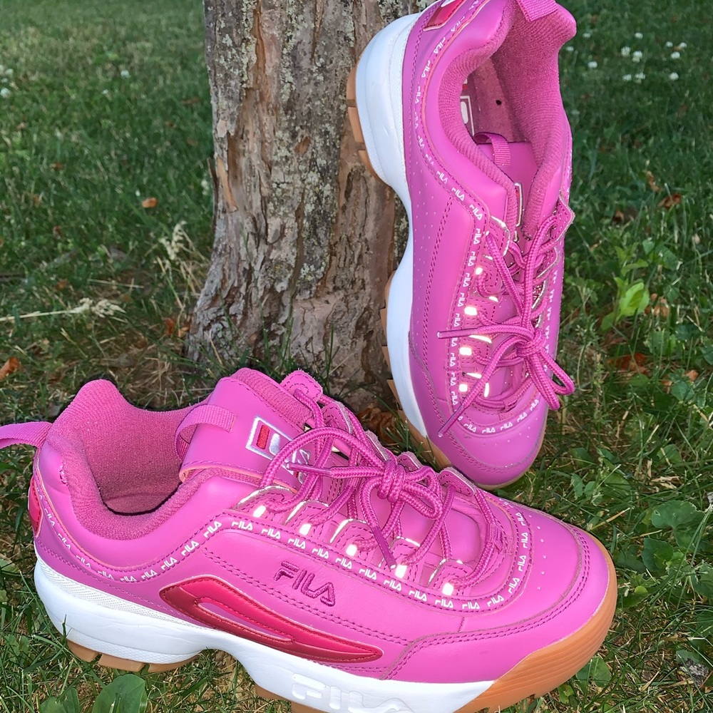 Pink fila disruptor 2